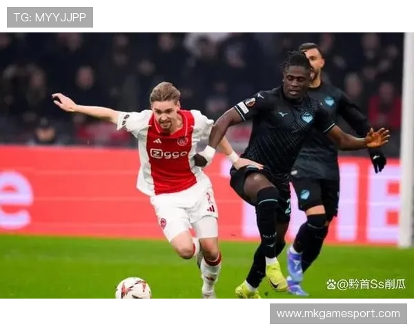 意甲与曼联足球队的体育竞赛关系及交流回顾